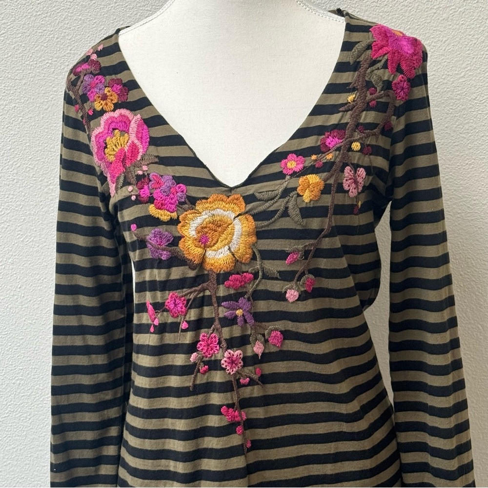 JWLA Johnny Was Striped Embroidered 3/4 Sleeve Tee